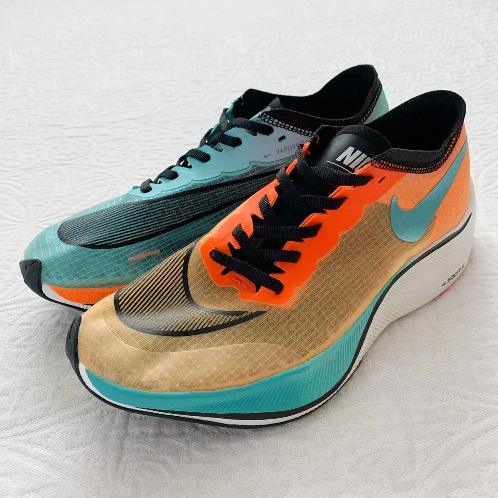 Nike ZoomX Vaporfly Next% Racing Shoes, Ekiden‎ (M's 7, W's 8.5) Sydney Sweeney